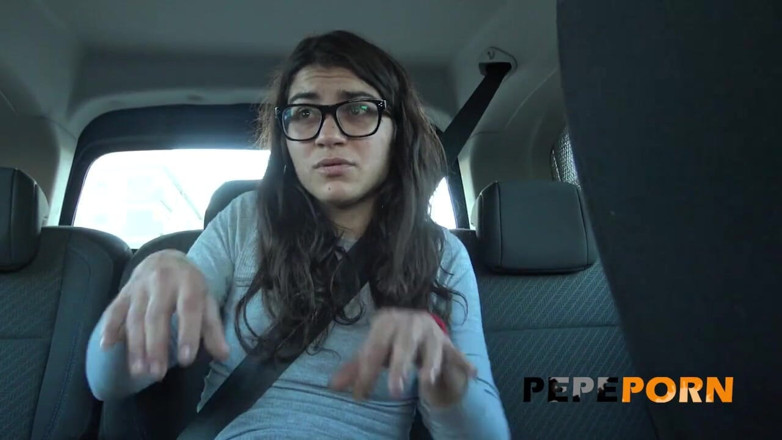 PepePorn: Teenage hipster babe needs to gain sex experience: Faraona has...