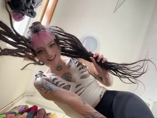 Bambi Fae: 자이언트의 스톰 마사지
