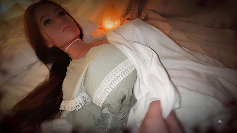 TranquilBead384: Energia mea întunecată îi acoperă corpul virgin! Îi relaxează coloana vertebrală! Chiloții sunt...
