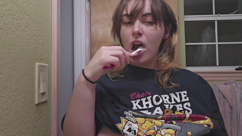 Mushroombitchx: Brushin och Flashin Rörigt!