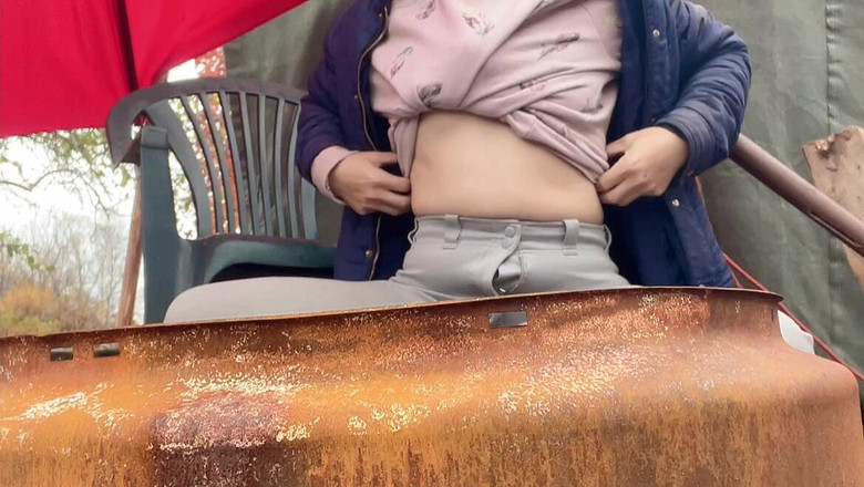 sweethanajapanese: Pissend poesje van achteren geweldig uitzicht