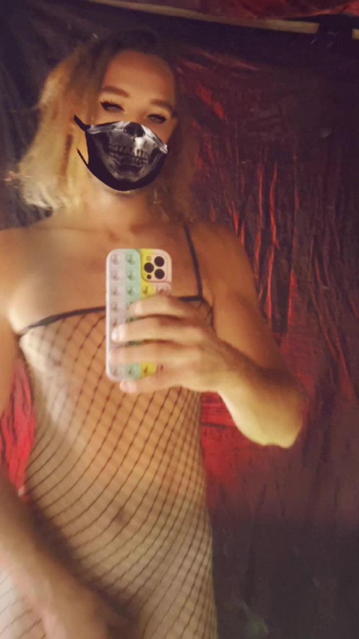 FemboyLoveU: Espelho sexi amor anal banana