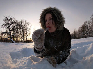 Hera Harding: Pompino nella neve