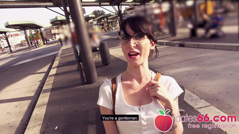 Dates66: ซนมาก! สาวมหาลัยตัวเล็ก Lou Nesbit โดนเย็ด! (english)