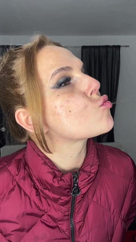 Puckered Usta