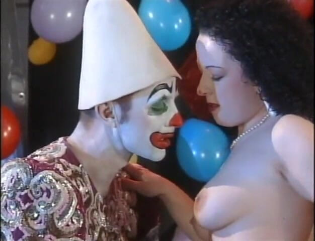 Vintage megastore: Espectáculo de sexo, circo, follada en fiesta