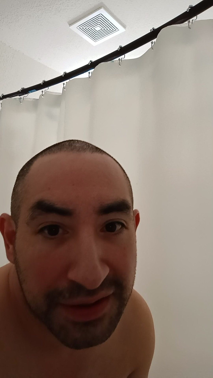 Brandon Lee: 수상 스포츠, 샤워 및 로즈버드