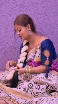Malkin Ko Nokar Ne Diya Full Body Massage and Hot Desi Roleplay