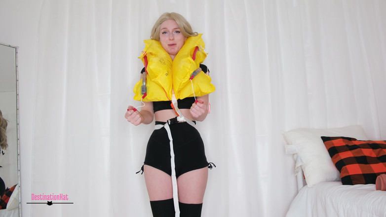 Destination Kat: Fetișul tău cu umflare cu jachetă de salvare