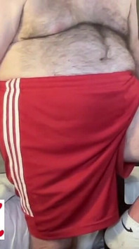 Wat zit er in die korte broek?