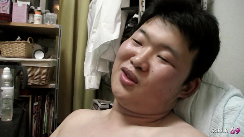 Asian porn collection: Japanese Cougar Tricked to Amateur MMF 3some by Boy and Old...