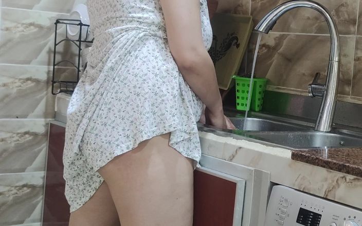 Salma Arab: Sex arabische stiefcousin sharmotta salma