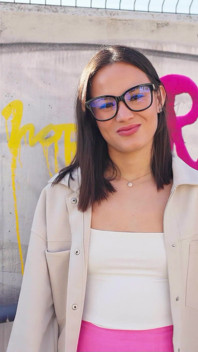 German scout - la piccola e la teen latina con le tette piccole lucy Mendez rimorchia per il casting e scopa