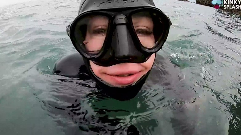 UKCuteGirl Lucy Lauren: Secret Underwater 8mm Wetsuit Play - Snorkeller Gets Away with It