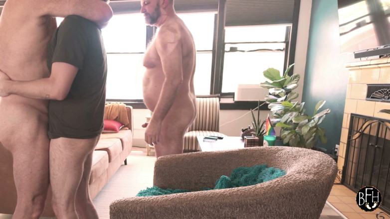 bearfoothunter: Sharing Tommy Utah with Seattle stepdad