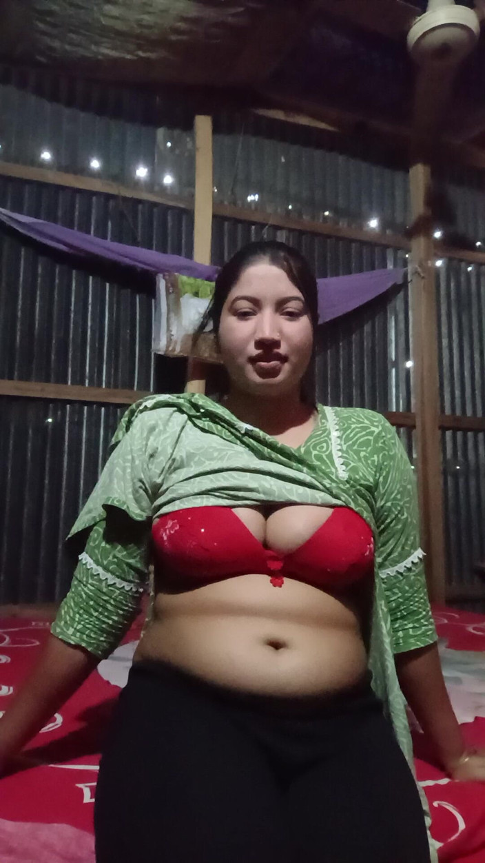 Taniyaxx: 뱅글라 섹스 비디오 녹화