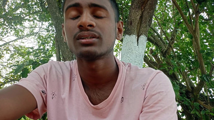 LinearOrnament35: Video nói chuyện