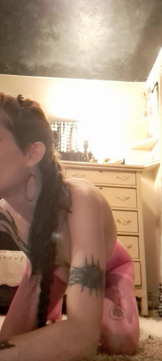 PandoraSG: Striptease lento e sensual para minha maricas