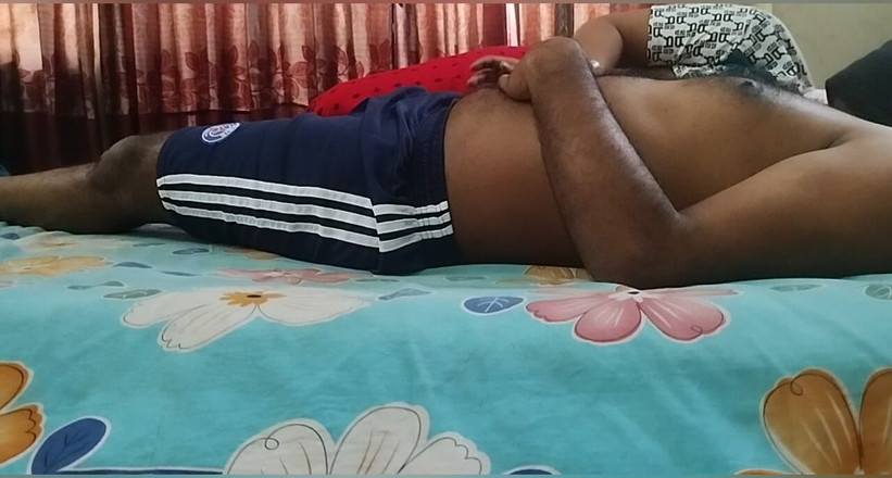 Teensex: 큰 자지로 섹스하는 동안 아름다운 의붓여친의 거유 빨기