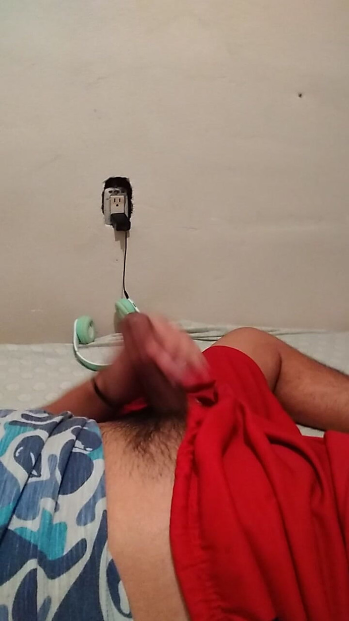 AlexAlejandro13: Sexy kluk v posteli