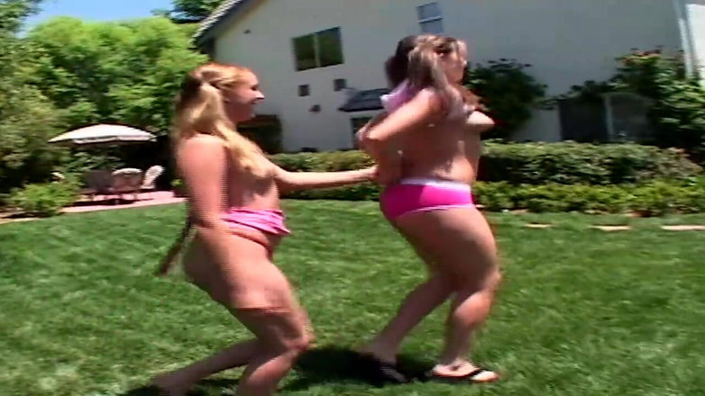 VHS-Vixxxen: Chica de los 90 chupando polla