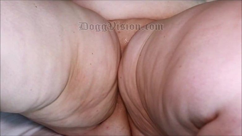 DoggVision: Enorme dildo dp para grande bunda grandona esposa anal