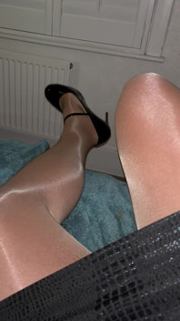 Shiny Glossy Tights and Heels