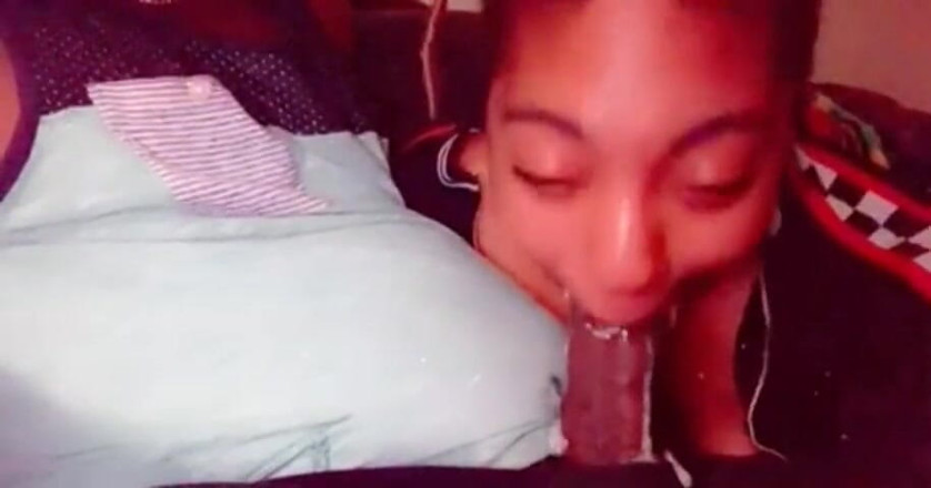 Fijii pornbox: Cosplay Teen Comes Over for Some Deepthoat Videos