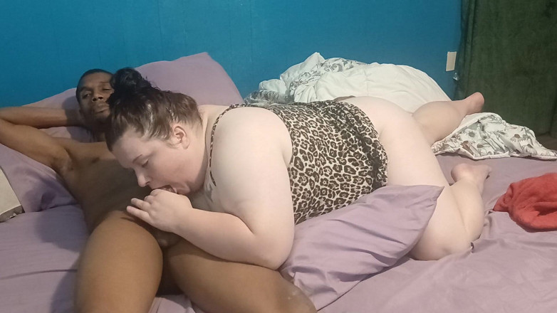 Sloppylynn: La salivosa lynn fire succhia un bbc