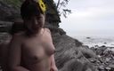 Strix: [puerta al cielo] Desnudez al lado de la playa - Akari # 008