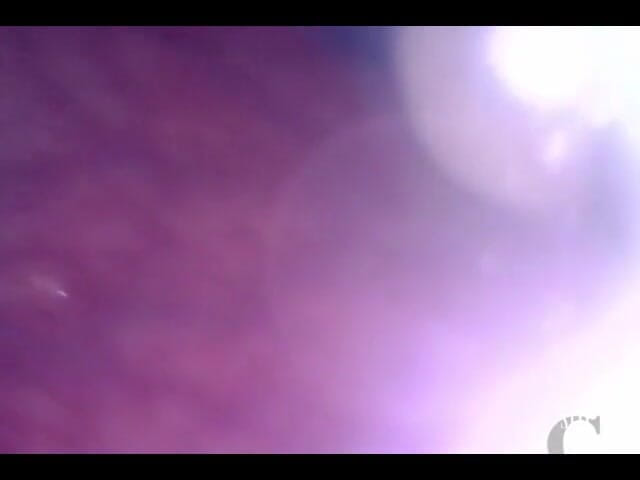 Lina Free: 球链深深地消失在她的里