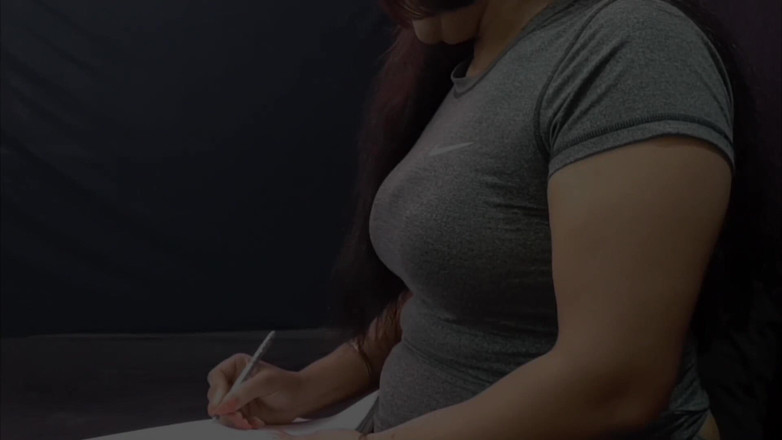 Sexykajalbhabhi: Stiefschwester bat ihren jüngeren stiefbruer um hilfe, um ihr projekt...