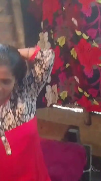 Rukia Desi Fată fierbinte din sat Sex în casă