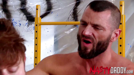 Nasty Daddy: NASTYDADDY - Submisivní Drew Dixon surový chovaný Jakem Morganem