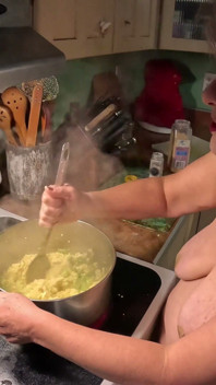 Cheryl Cooks Tofu Scramble