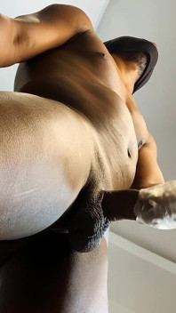 Mastiff kuk wanking felxing hans afrikanska feta kuk tills han pumpar sperma