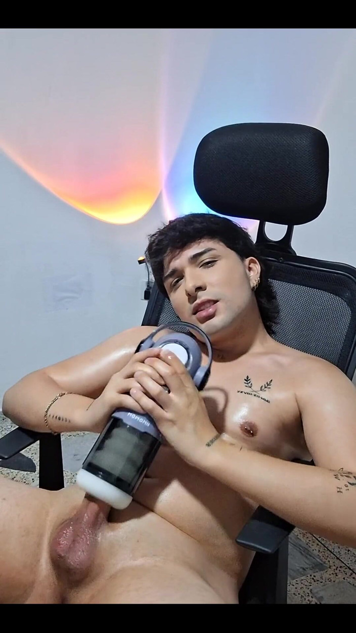 Diego_latinboy: Probando mi nuevo juguete