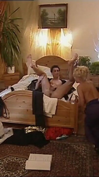Blonde MILF liebt ihren schwanz!