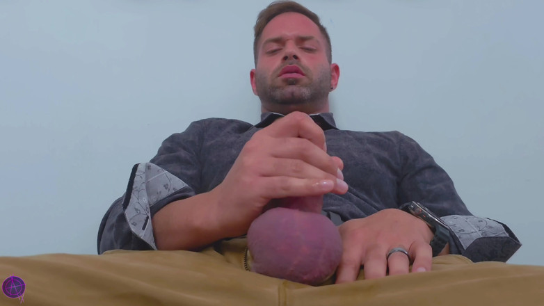 Nicky Rebel Solos: Sessione di masturbazione esplosiva 4K