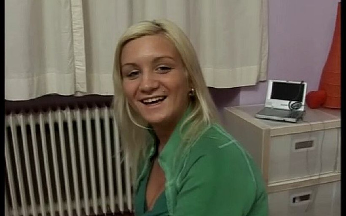 Videorama: Foursome with Two Very Nice Blonde Teens