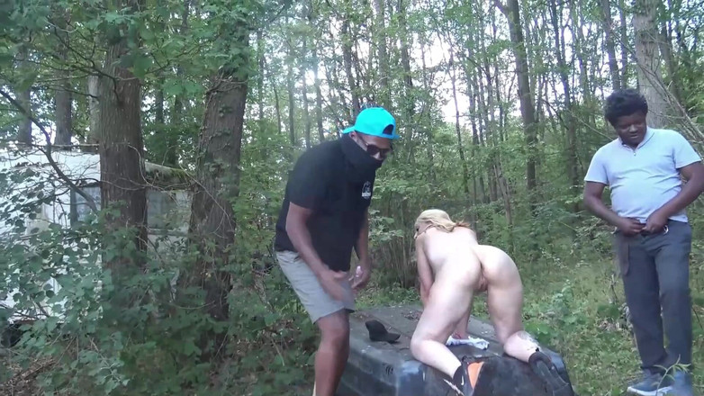 Paris Jango: Double Penetration and Anal Sex for This Blonde MILF