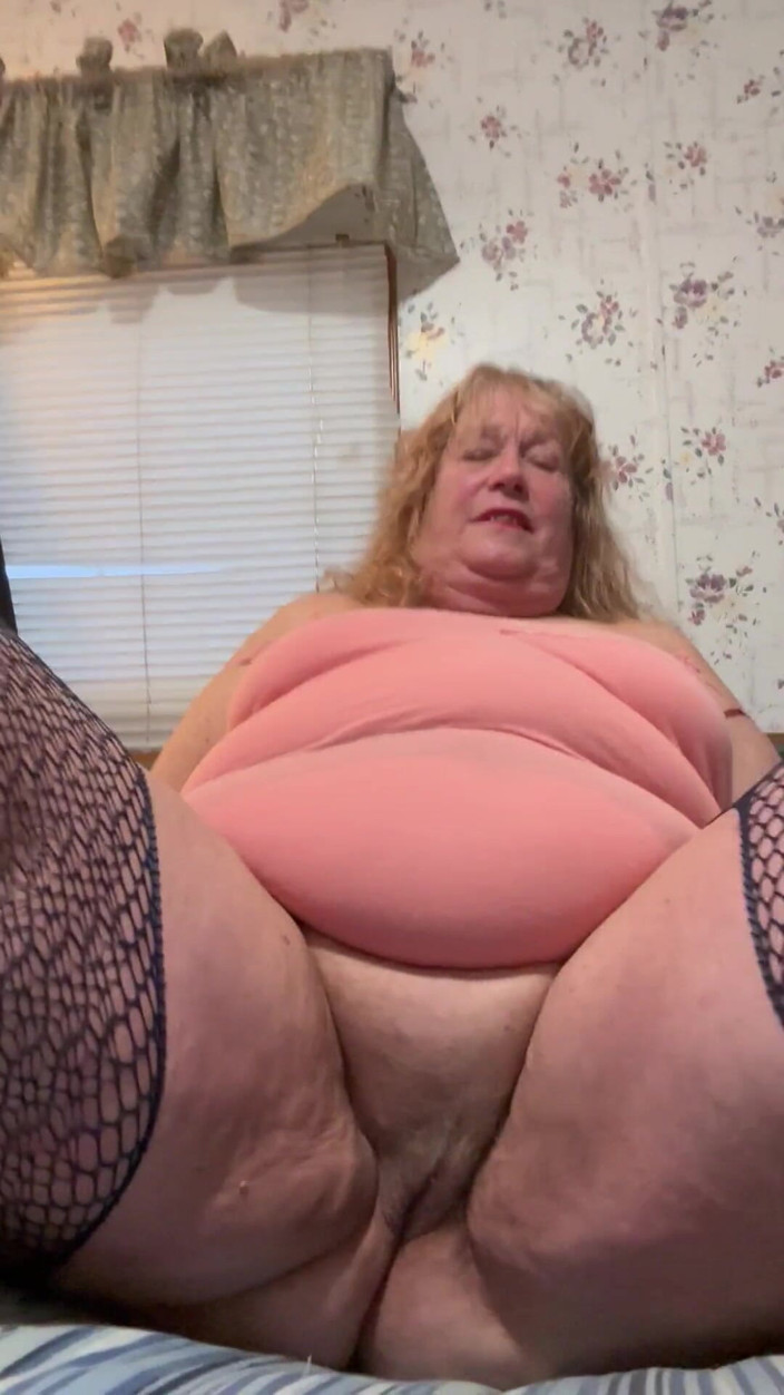 Big Ass 4 U: 如何吃我成熟的阴户和屁股