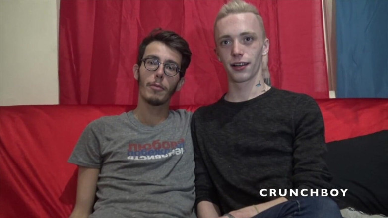 French pigs used raw by French straights: Alexis Violi používá surové blonďaté twink Leo Fox