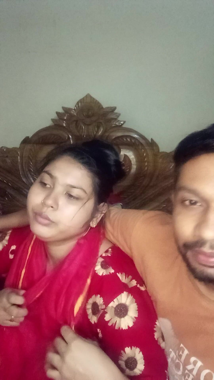 Desivideo: Video rekaman seks viral istri hot india di rumah!