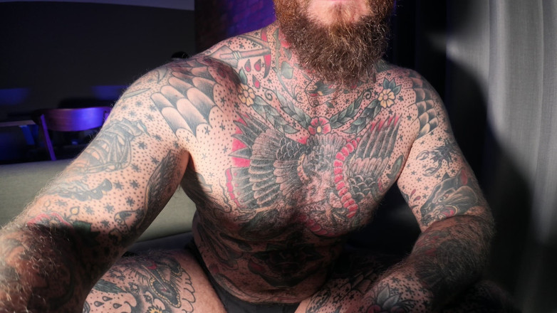 Tattooed Dom: Tatuado Dom Pie Adoración Solo Cuenta Regresiva