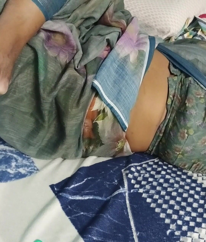 Pig pussy: Nattukattai tamil teyze yatakta