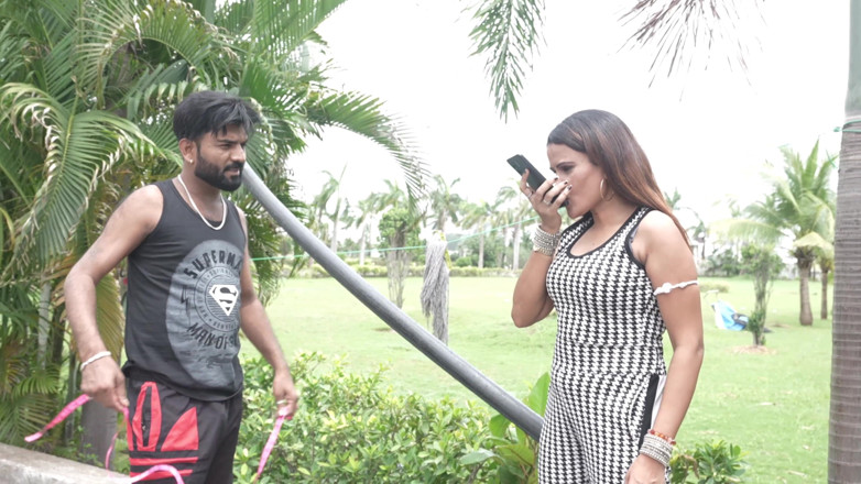 Kamasutra61: bhaartiy darji blauj men steching ke lie ghar aati hai...