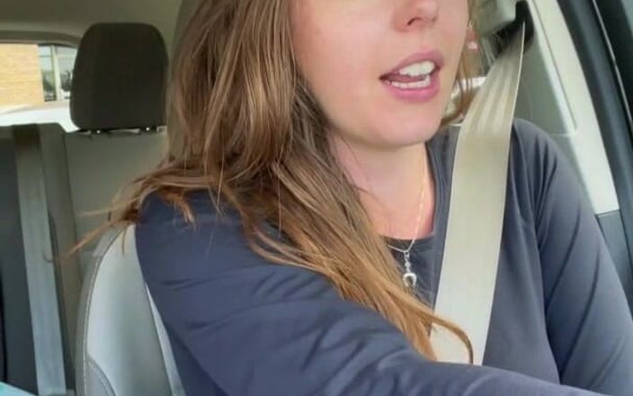 Nadia Foxx: Оргазмічна поїздка в автомобілі, пишний час, mcdonalds drive thru (ч. 4)!!