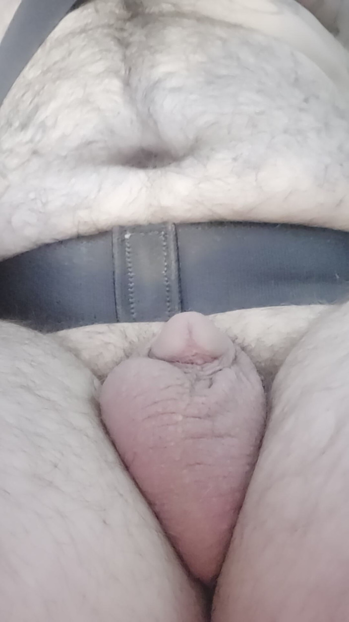 DirtyDieselDaddy: Tekanan pada zakar