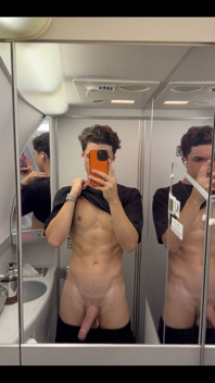 Turbulence Got My Dick Bouncing Don’t Worry! Landed Safely Back in Melbourne